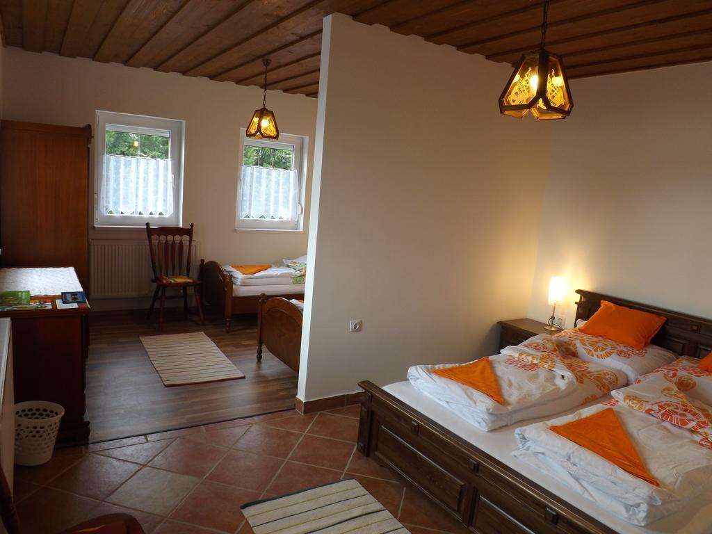 Nagybajcsi Körtefa Vendégház Camera foto
